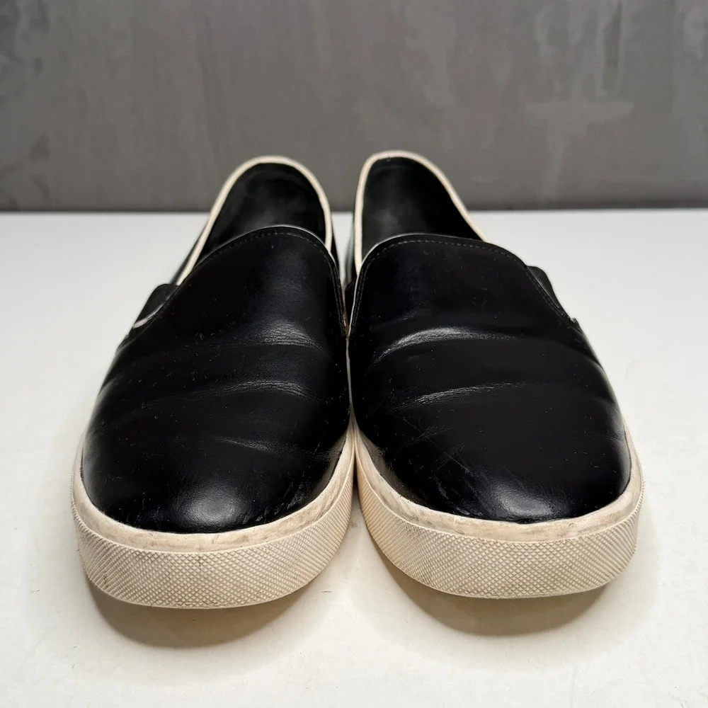 Vince Blair Slip On Sneakers Womens 7 Black‎ Leather Contrast Trim Flat Shoes